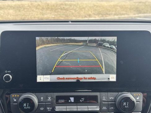 Certified 2024 Toyota Grand Highlander XLE image 24