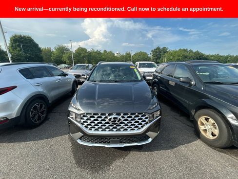 Used 2023 Hyundai Santa Fe Limited AWD/4WD image 2