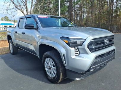 Used 2025 Toyota Tacoma SR w/ SR Upgrade Package