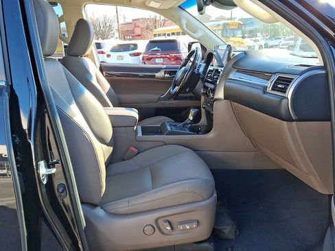 Used 2023 Lexus GX 460 Premium image 29