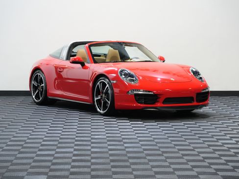 Used 2014 Porsche 911 Targa 4S AWD/4WD image 5