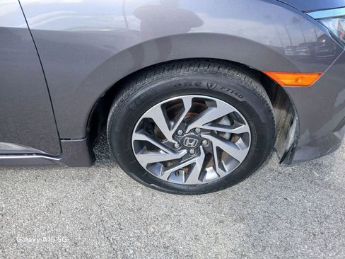 Used 2018 Honda Civic EX image 20