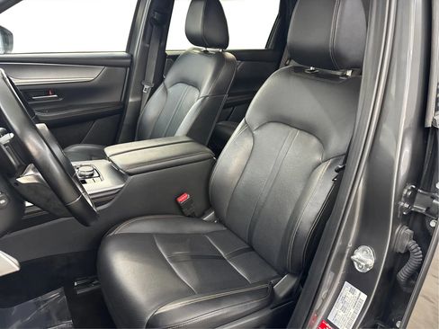 Used 2024 MAZDA CX-90 Plug-In Hybrid w/ Premium Pkg AWD/4WD image 13