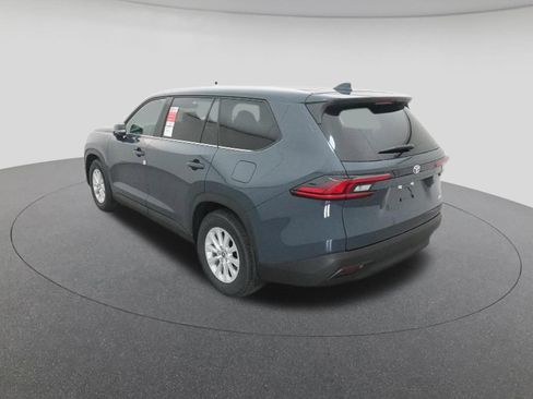 New 2026 Toyota Grand Highlander FWD image 5