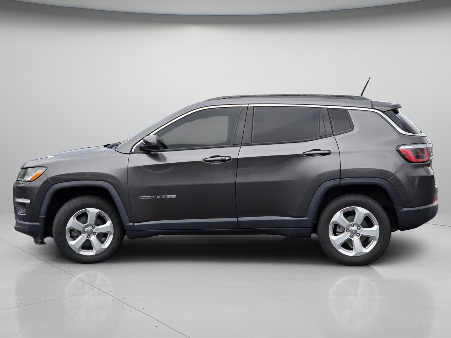 Used 2017 Jeep Compass Latitude AWD/4WD image 20