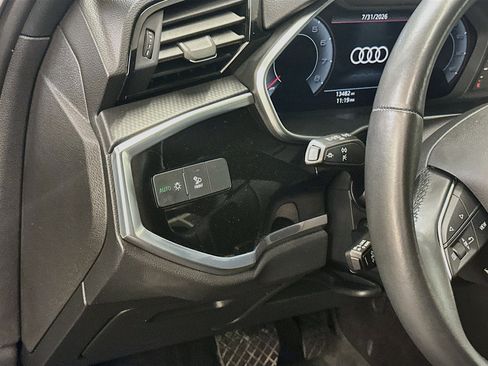 Used 2023 Audi Q3 2.0T Premium Plus w/ Premium Plus Package AWD/4WD image 17