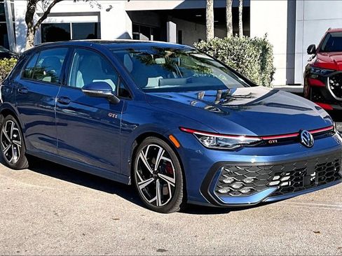 New 2026 Volkswagen GTI SE FWD image 2