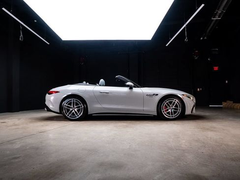 Used 2022 Mercedes-Benz SL 55 AMG 4MATIC image 12