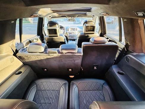 Used 2014 Mercedes-Benz GL 550 4MATIC image 21