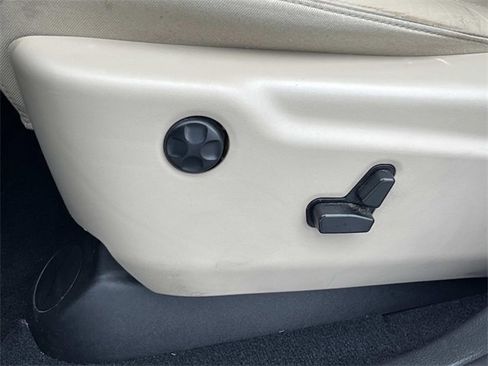 Used 2021 Dodge Durango GT image 31