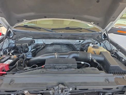 Used 2011 Ford F150 Lariat w/ Lariat Chrome Pkg RWD image 53
