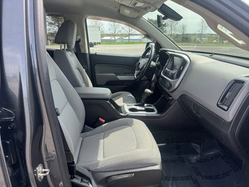 Used 2016 Chevrolet Colorado LT w/ LPO, Bed Protection Package AWD/4WD image 17