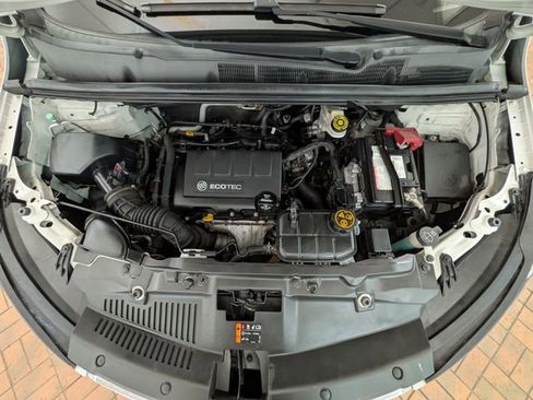 Used 2020 Buick Encore Preferred image 21