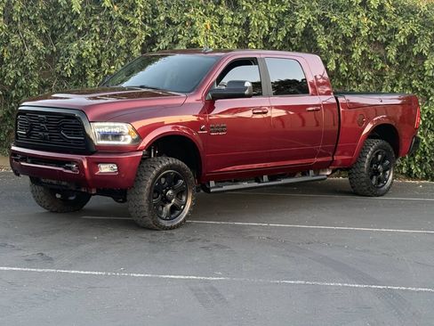 Used 2017 RAM 2500 Laramie w/ Sport Appearance Group AWD/4WD image 4