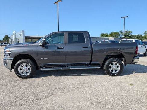 Used 2026 RAM 2500 Big Horn AWD/4WD image 8
