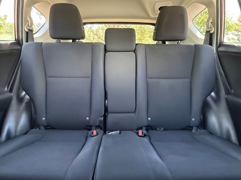 Used 2018 Toyota RAV4 LE w/ All Weather Liner Package FWD image 40
