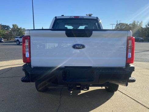 New 2026 Ford F250 XL AWD/4WD image 3