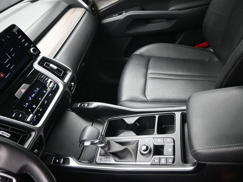 Used 2023 Kia Sorento EX w/ Panoramic Sunroof Package FWD image 19