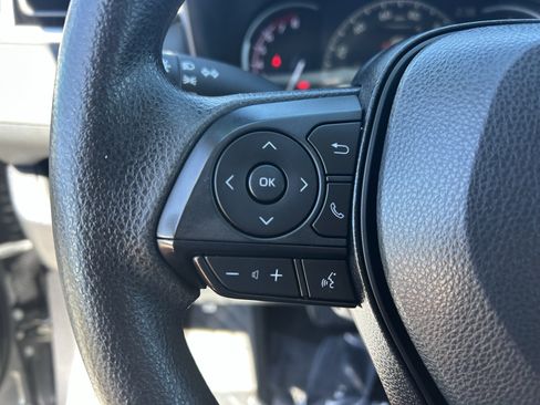 Certified 2024 Toyota RAV4 XLE FWD image 25