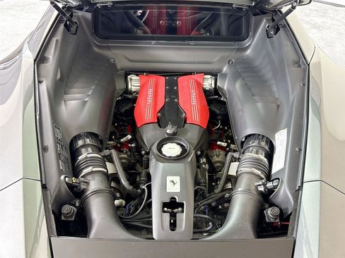 Used 2018 Ferrari 488 GTB image 25