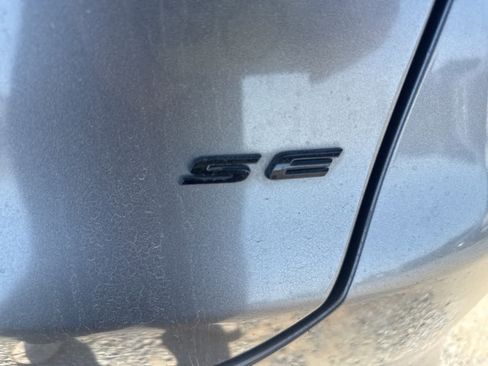 Used 2014 Ford Fusion SE w/ Equipment Group 202A image 15