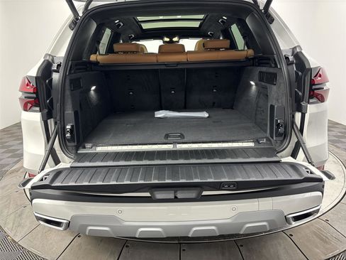 New 2026 BMW X5 xDrive50e w/ Executive Package image 21