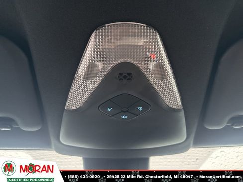 Used 2018 Toyota C-HR XLE image 21