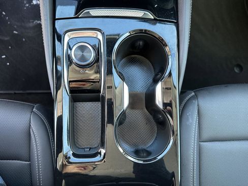 Used 2025 Buick Envision Preferred image 31