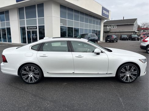 Used 2025 Volvo S90 B6 Ultra w/ Protection Package Premier image 8