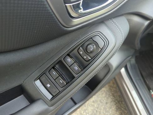 Used 2024 Subaru Forester Premium AWD/4WD image 14