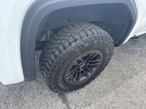 Certified 2026 GMC Sierra 1500 AT4X AWD/4WD image 40