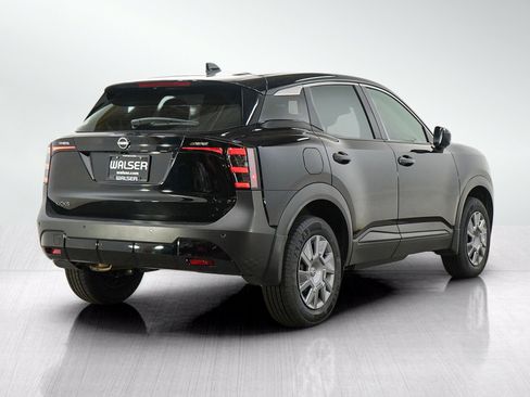 Used 2025 Nissan Kicks S FWD image 5