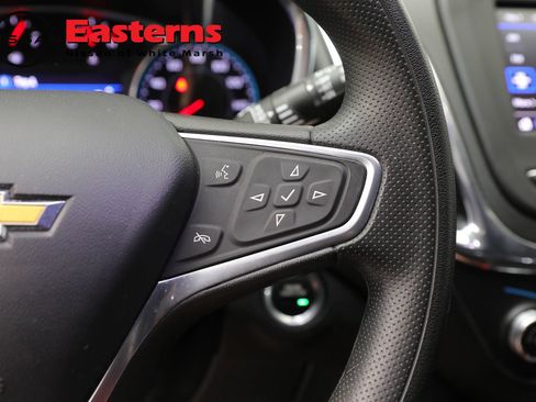 Used 2022 Chevrolet Equinox LT FWD image 16