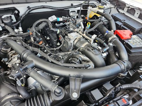 New 2025 Ford Bronco Badlands image 22