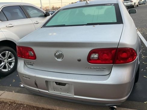 Used 2011 Buick Lucerne CXL image 7