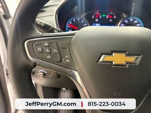 Used 2024 Chevrolet Equinox LT FWD image 14