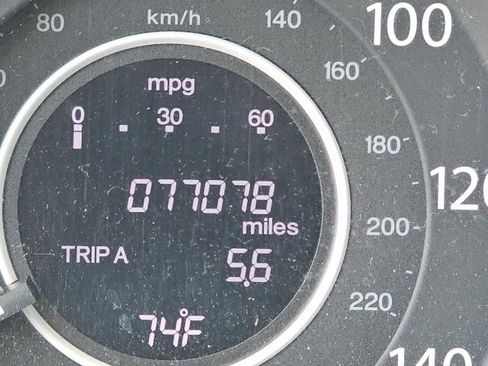 Used 2016 Honda CR-V LX image 13