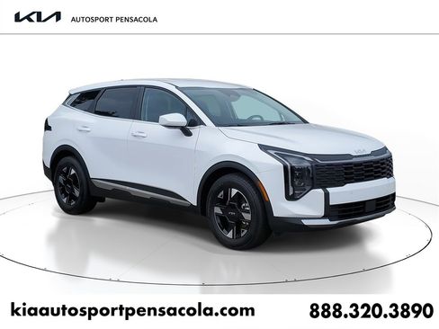 New 2026 Kia Sportage LX image 1