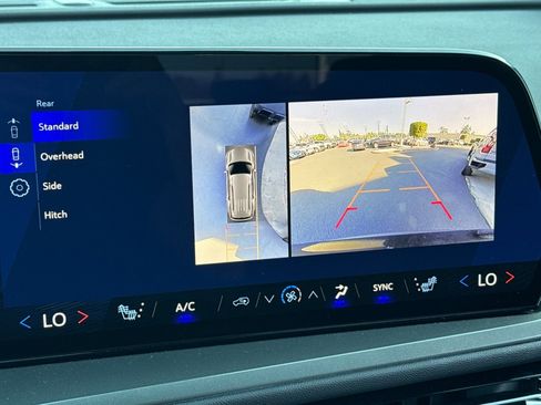 Used 2026 Chevrolet Traverse LT w/ Midnight/Sport Edition image 27