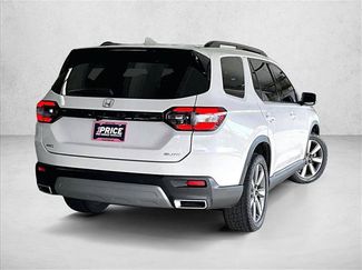 Used 2023 Honda Pilot Elite video 2