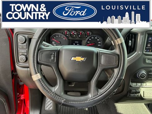 Used 2023 Chevrolet Silverado 1500 W/T w/ Z71 Off-Road Package AWD/4WD image 15