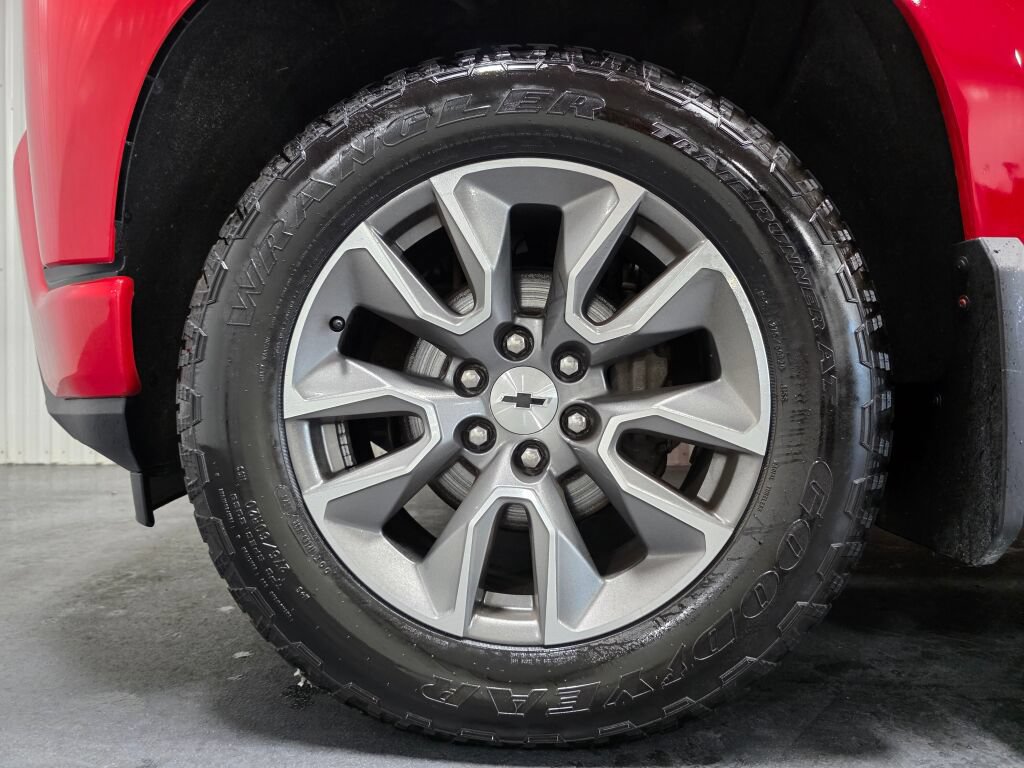 Used 2019 Chevrolet Silverado 1500 RST AWD/4WD image 5