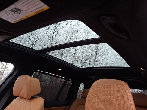 Used 2024 BMW X7 xDrive40i w/ M Sport Package image 14