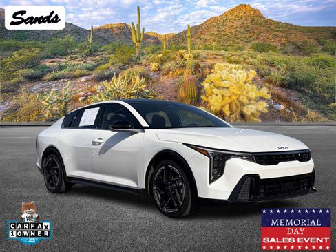 Certified 2025 Kia K4 GT-Line w/ GT-Line Premium Package FWD image 1