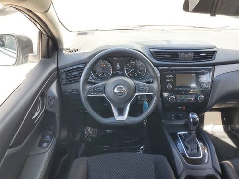 Used 2017 Nissan Rogue Sport S w/ S Appearance Package image 24