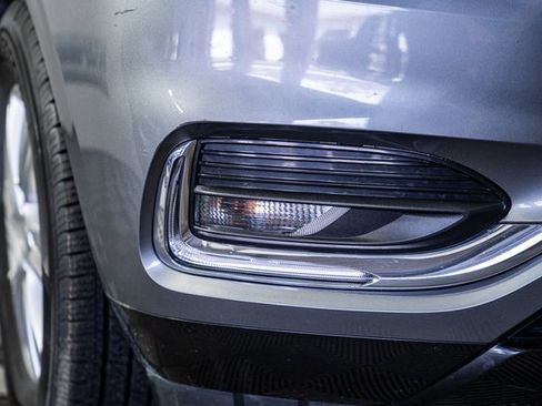 Used 2020 Buick Enclave Essence image 14