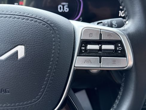 Certified 2025 Kia Telluride S AWD/4WD image 20
