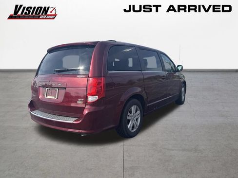 Used 2018 Dodge Grand Caravan SXT FWD image 5