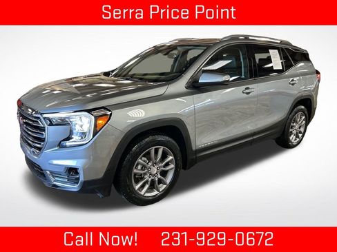 Certified 2024 GMC Terrain SLT w/ LPO, Floor Liner Package AWD/4WD image 1