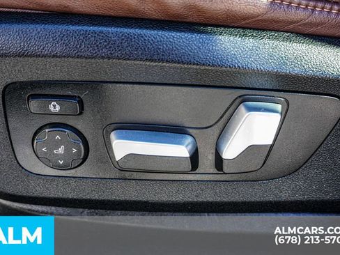 Used 2022 BMW X6 xDrive40i w/ M Sport Package image 55